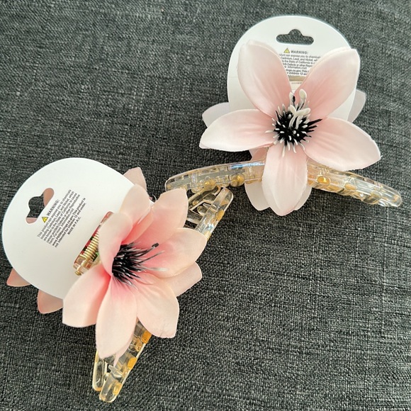Set of 2 Flower Claw Clip - Picture 5 of 5